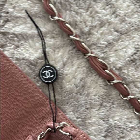 CC Pink Quilted Women's Bag - Picture 6 of 11